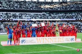 一夜四条重磅消息！2换1交易落地，保罗谈詹姆斯与巴特勒互换东家火热发酵